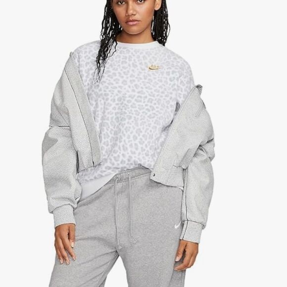 Nike Sweaters - Nike Leopard Print Fleece Crewneck White Womens Small Sportswear Athliesure